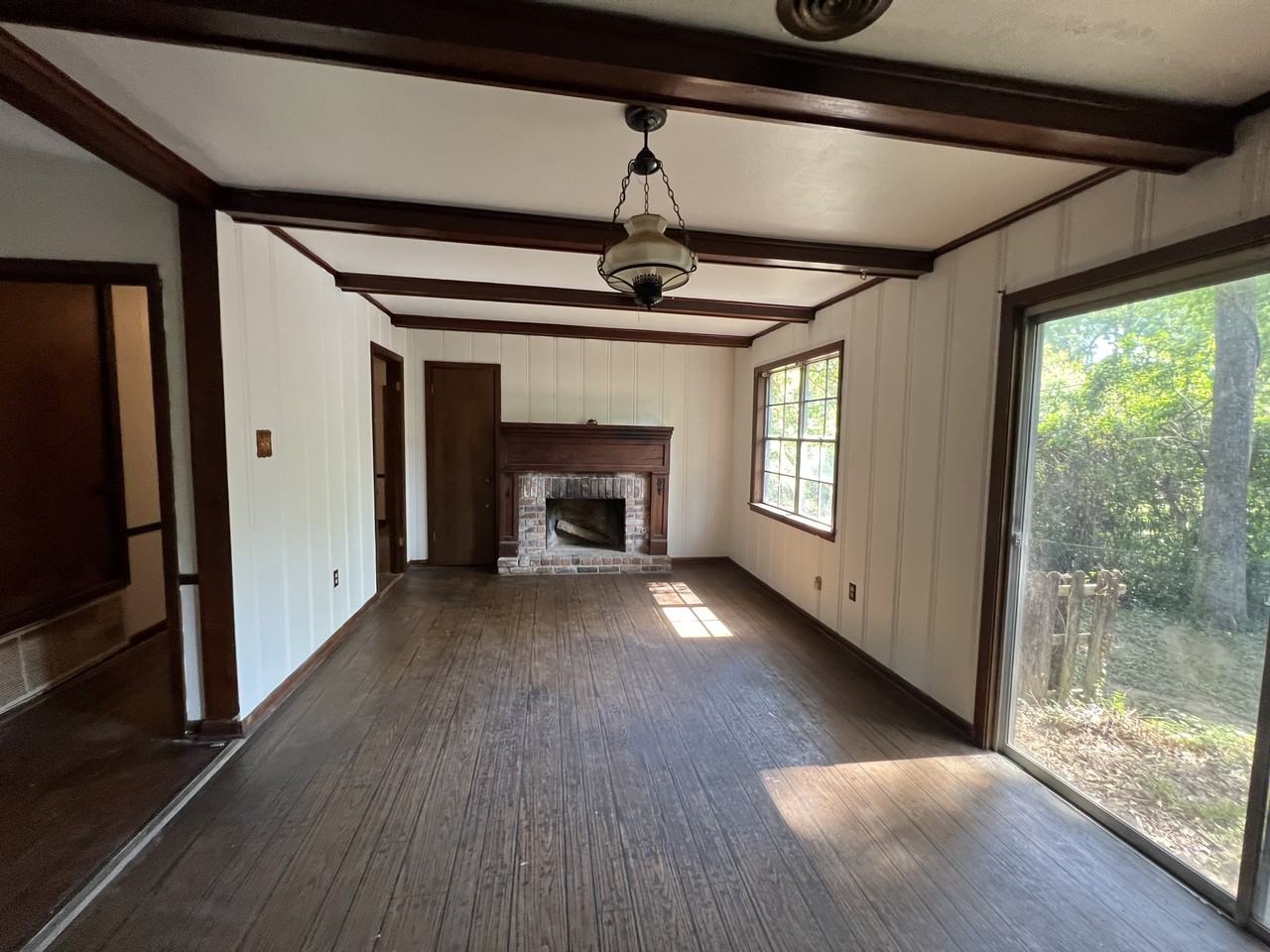251 Catalina Cir #1 - Photo 4 of 10