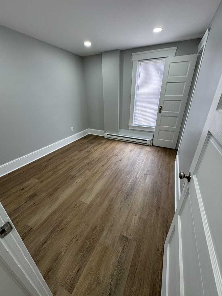 19 Elm St #2 - Photo 7 of 8