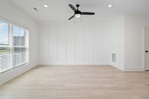 featured image of 725 Hornbuckle Rd #E1