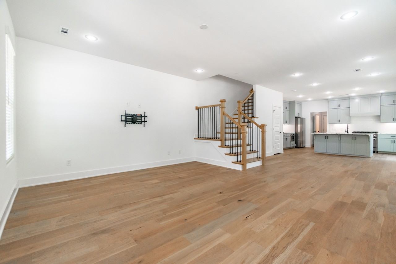 1005 S Hollywood Ave #1 - Photo 3 of 21