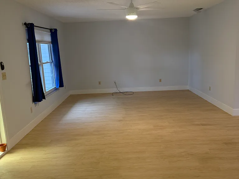 2238 Oak Terrace - Photo 7 of 10