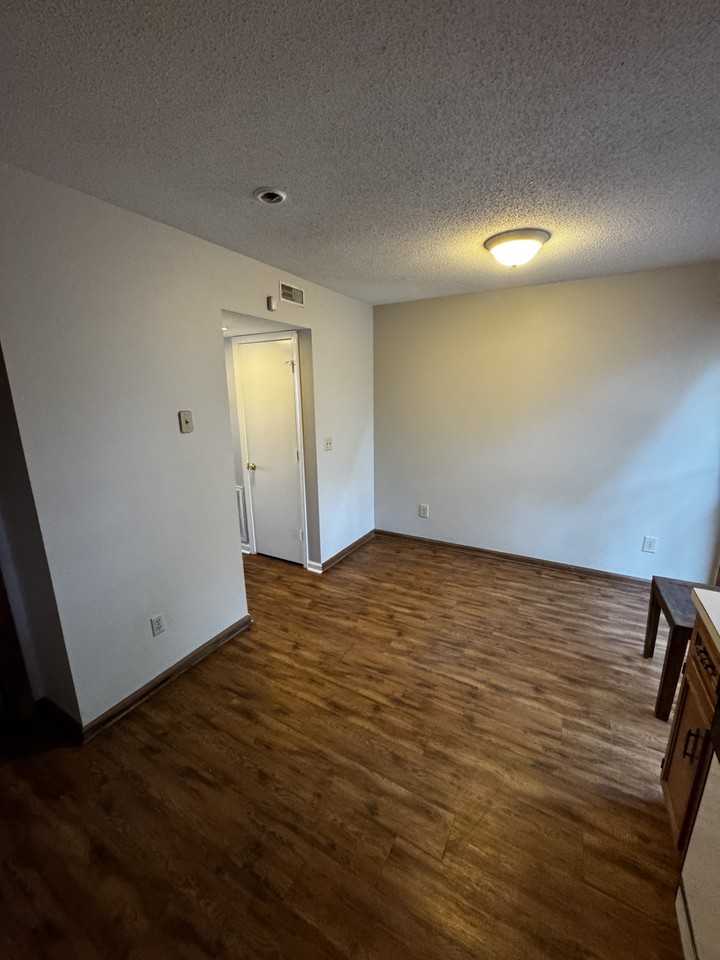 11 Althea Cir #1 - Photo 4 of 18