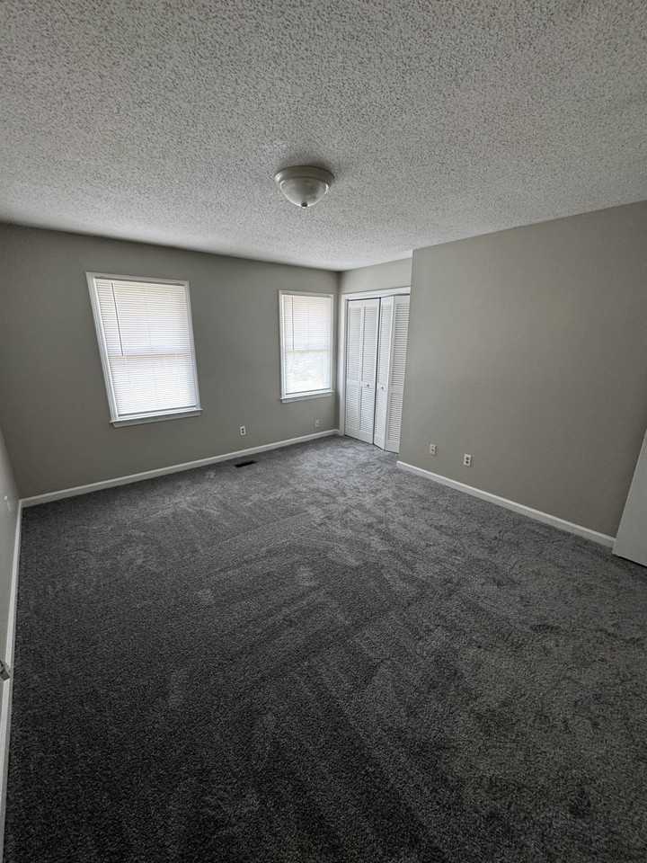 11 Althea Cir #1 - Photo 5 of 18