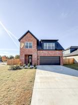 196 S Broyles Ave #1 - Photo 1 of 1