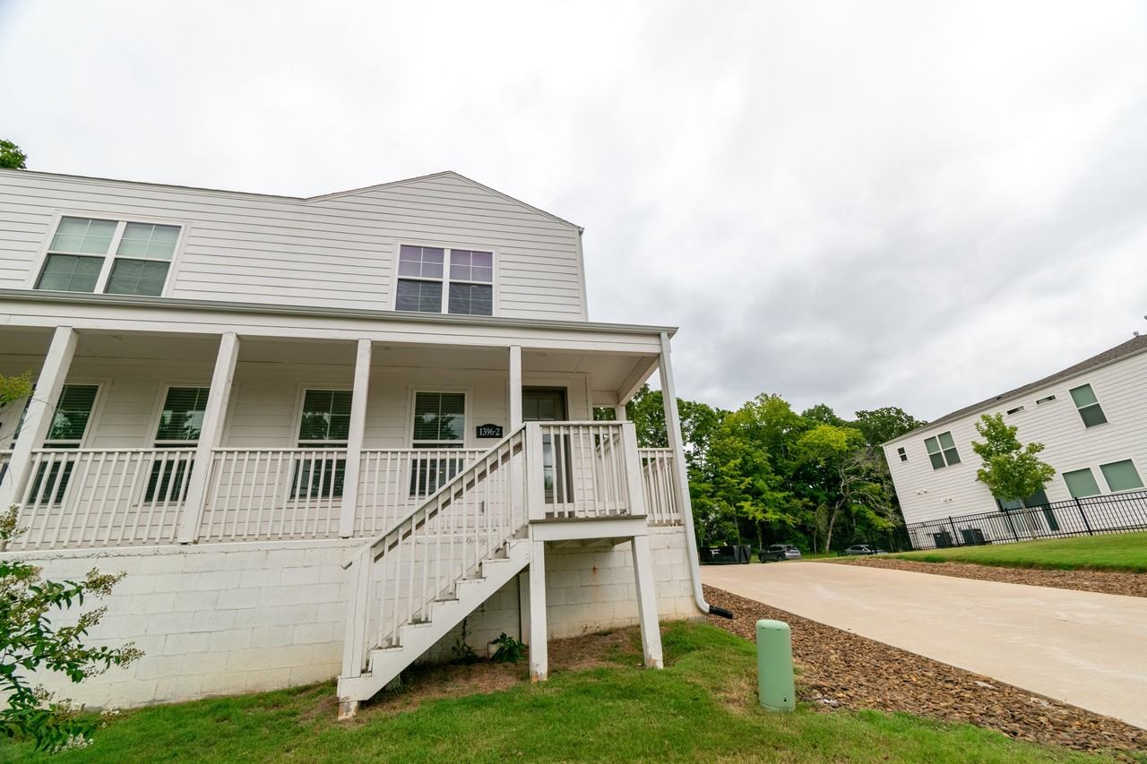 1396 E Huntsville Rd #2 - Photo 2 of 21