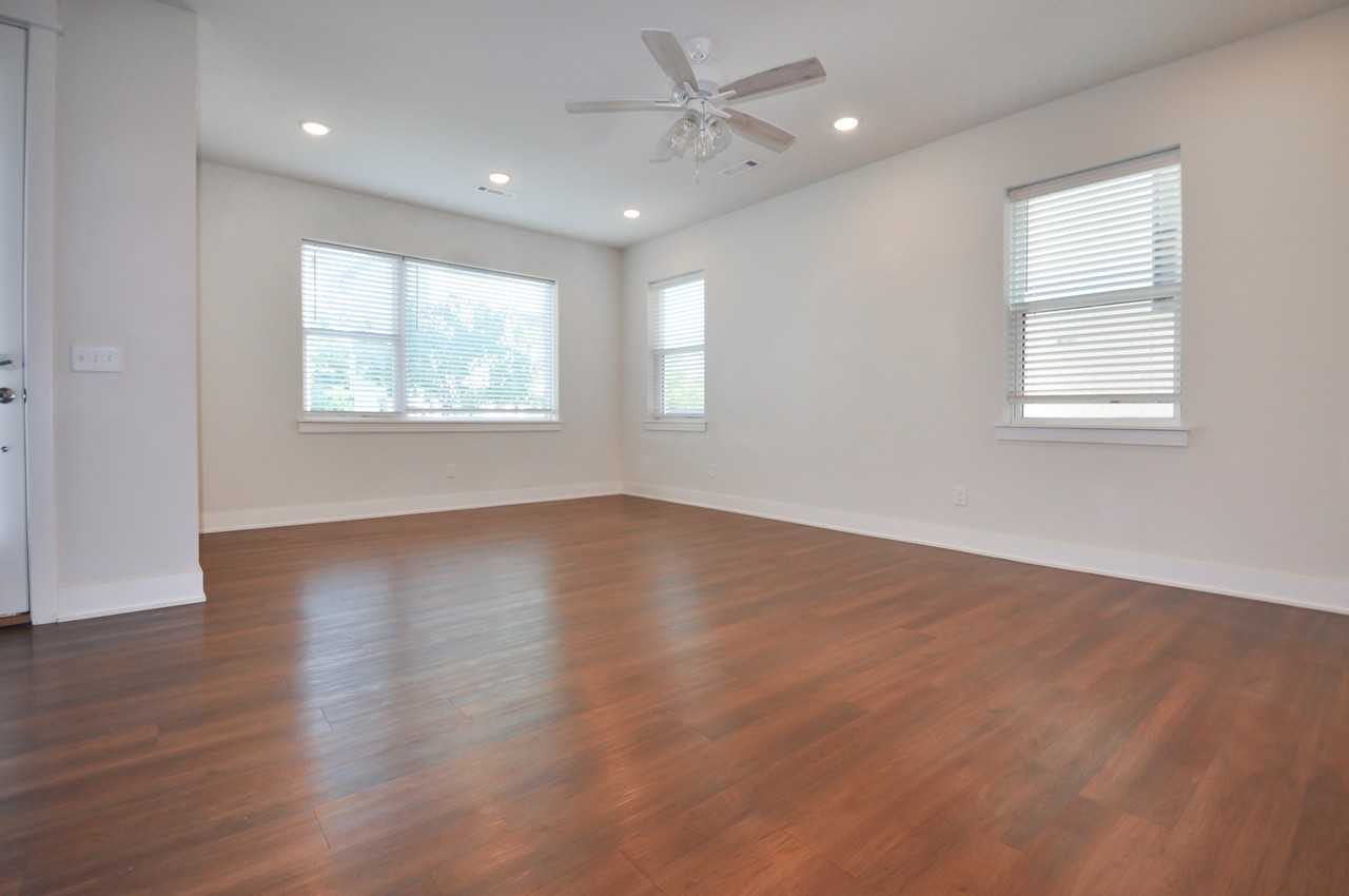 605 W Whitham Ave #2 - Photo 5 of 16