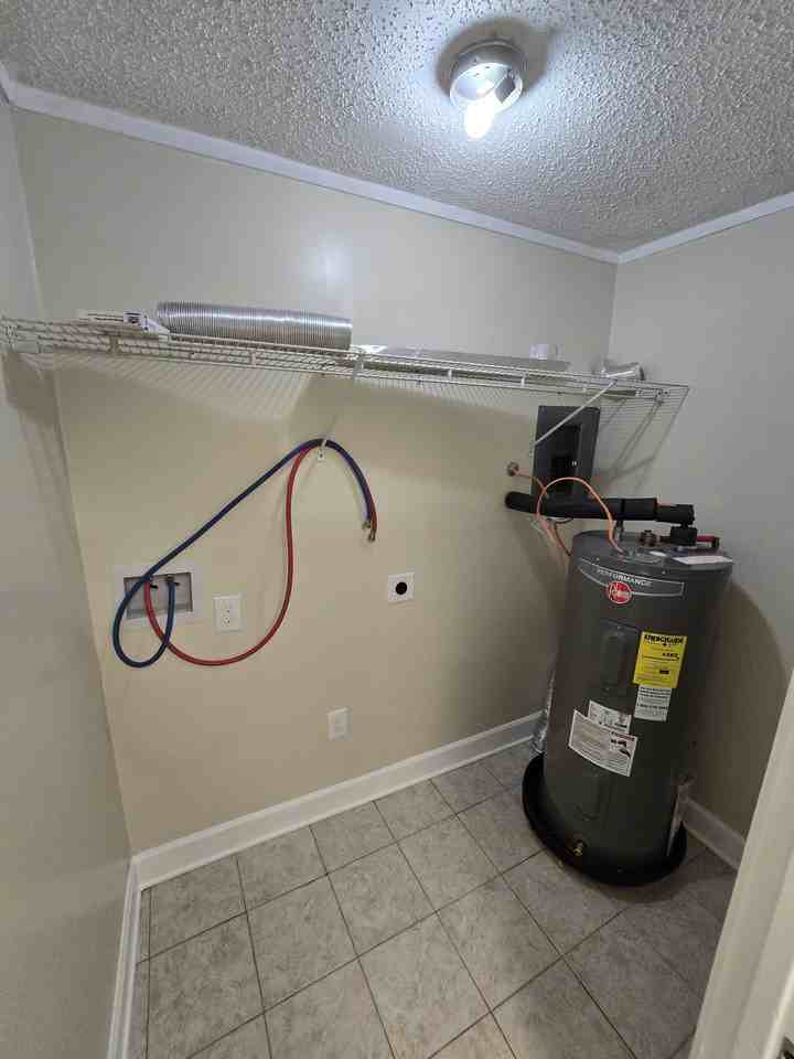 3615 E 14th St #1 - Photo 6 of 14