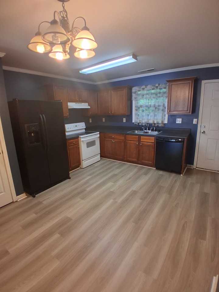 200 Hiram Terrace Path #200 - Photo 3 of 9