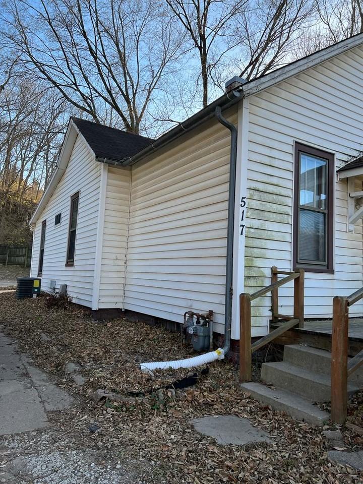 517 W Graham Ave #1 - Photo 4 of 27