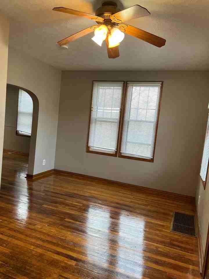 517 W Graham Ave #1 - Photo 5 of 27