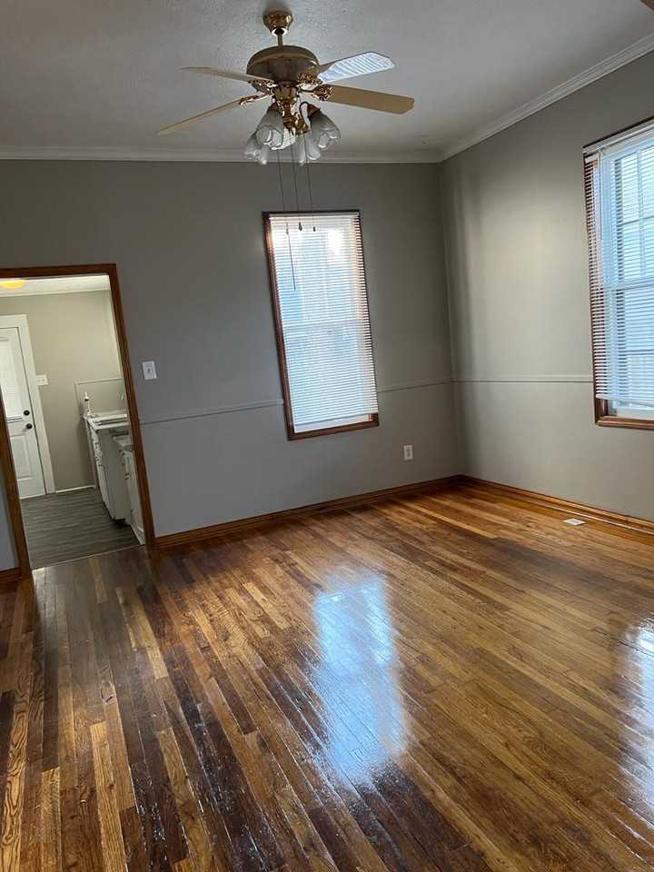 517 W Graham Ave #1 - Photo 6 of 27