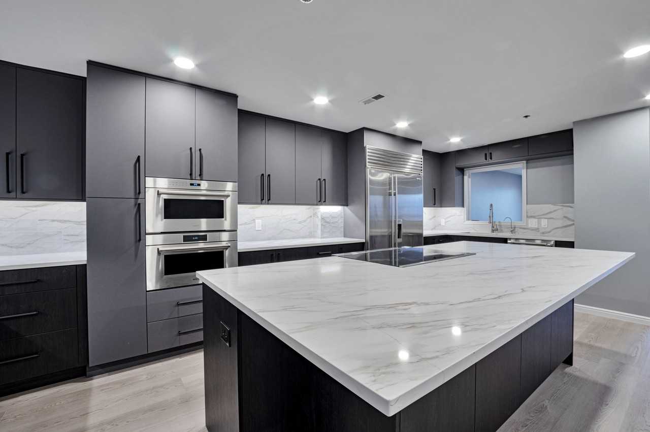 44 West BroadwayAPT 2405S #1 - Photo 4 of 39