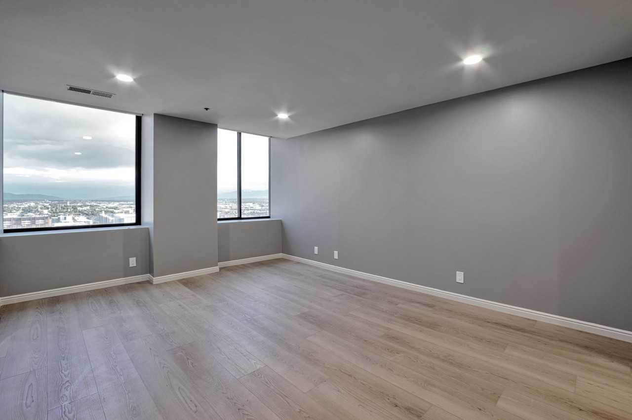 44 West BroadwayAPT 2405S #1 - Photo 7 of 39
