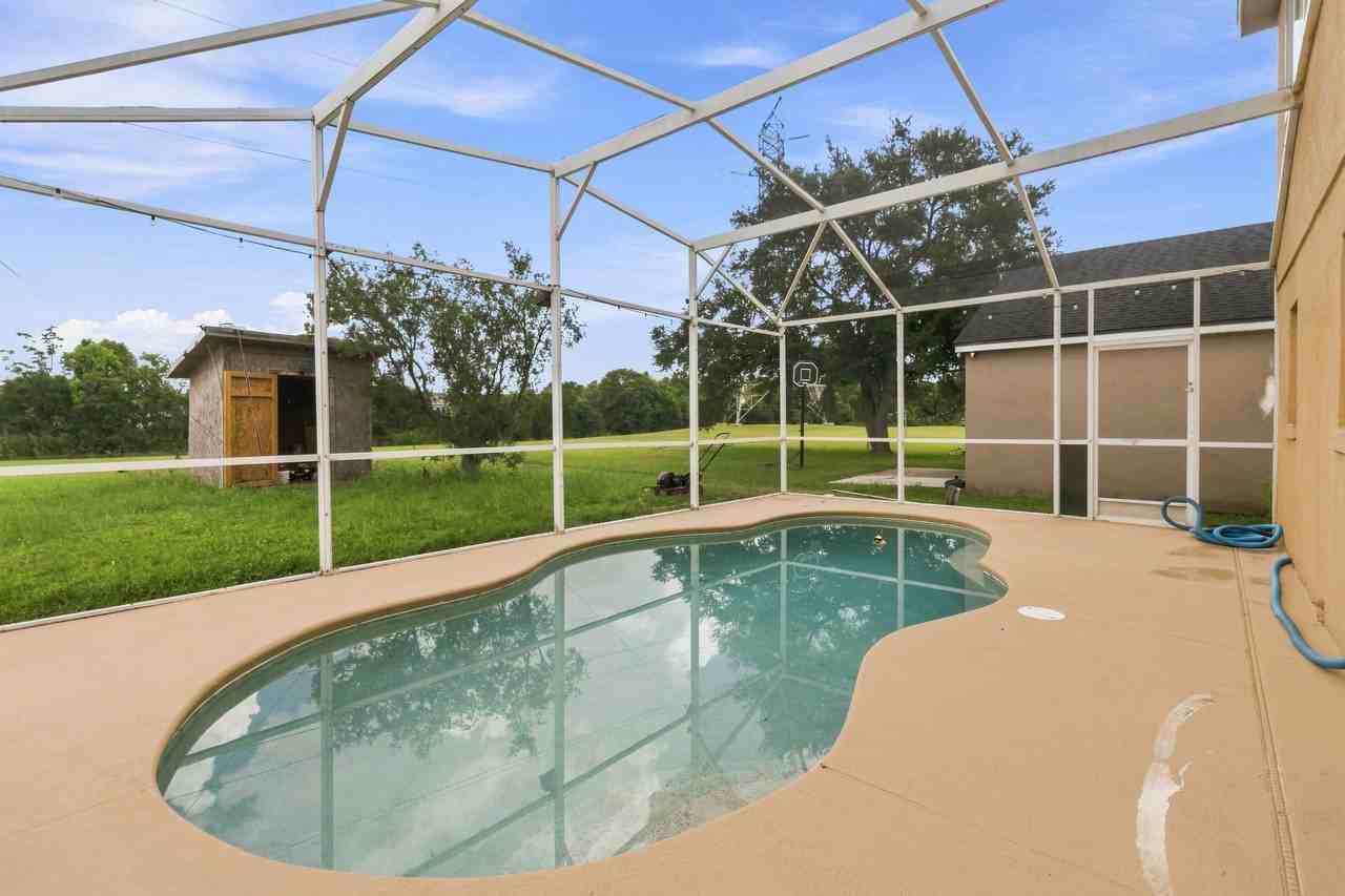 1365 Carey Glen Cir #1 - Photo 2 of 20