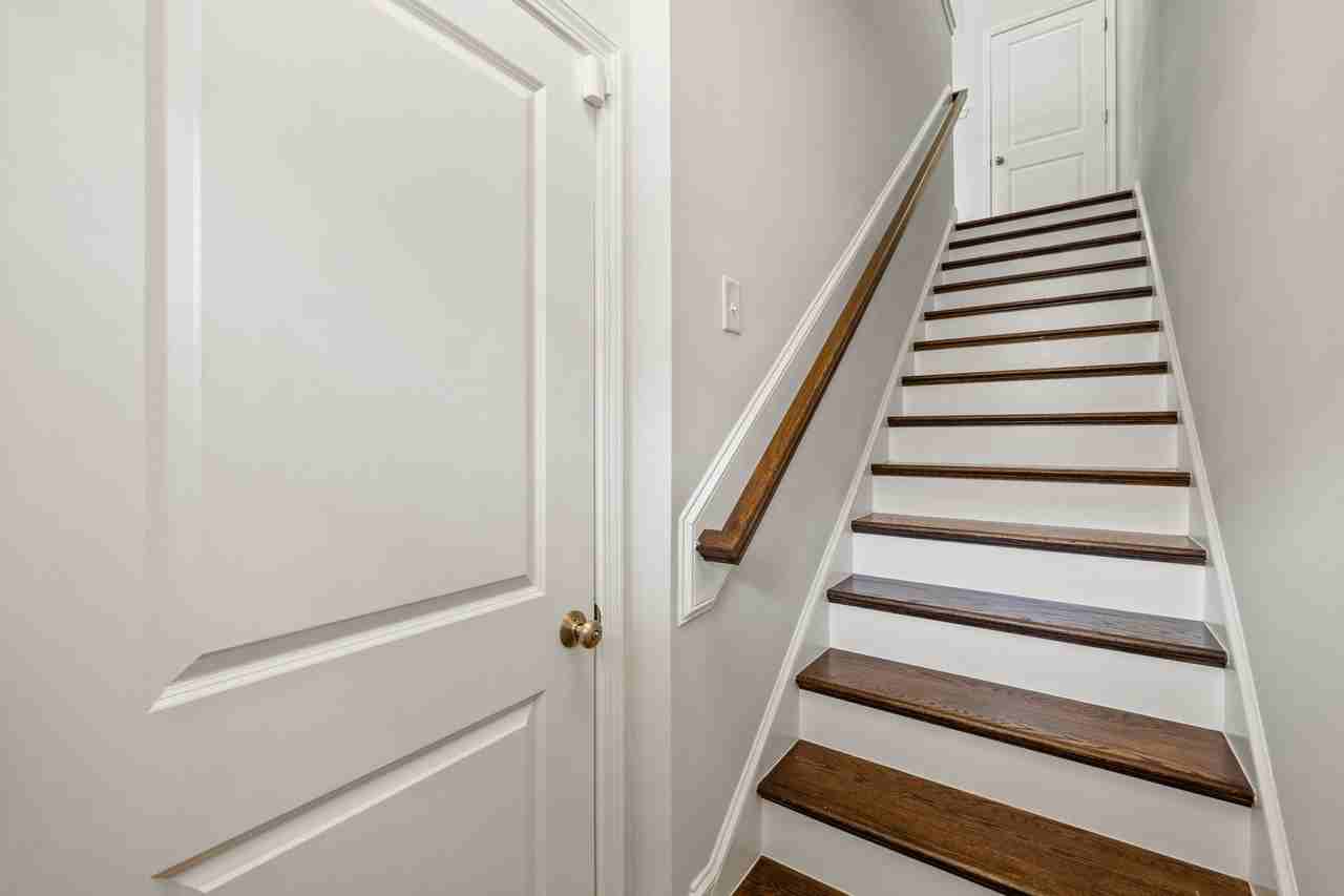 1039 Commack Dr #1 - Photo 4 of 50