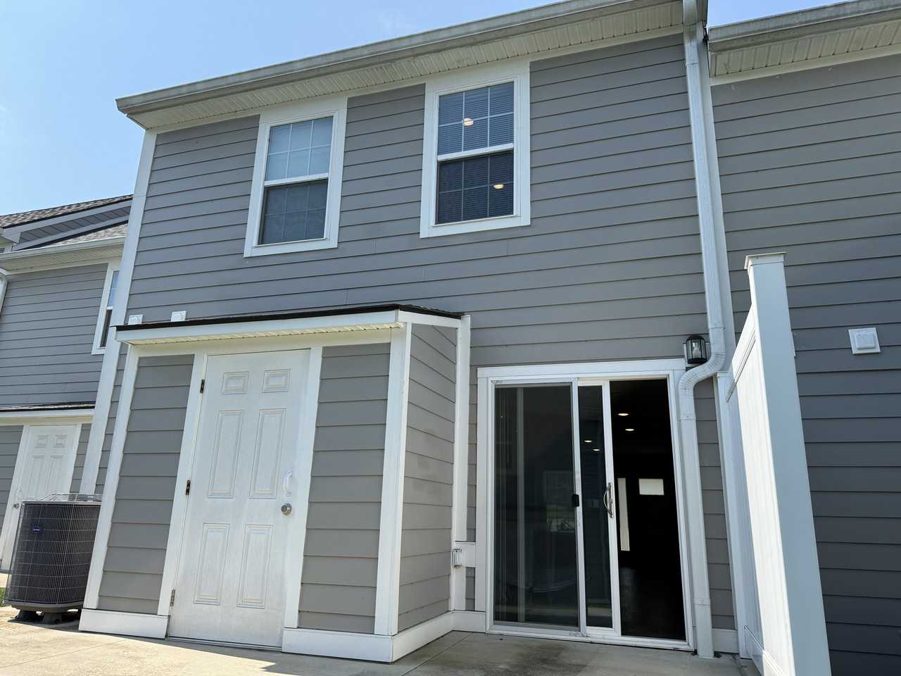 405 Creekview Dr #405 - Photo 2 of 45