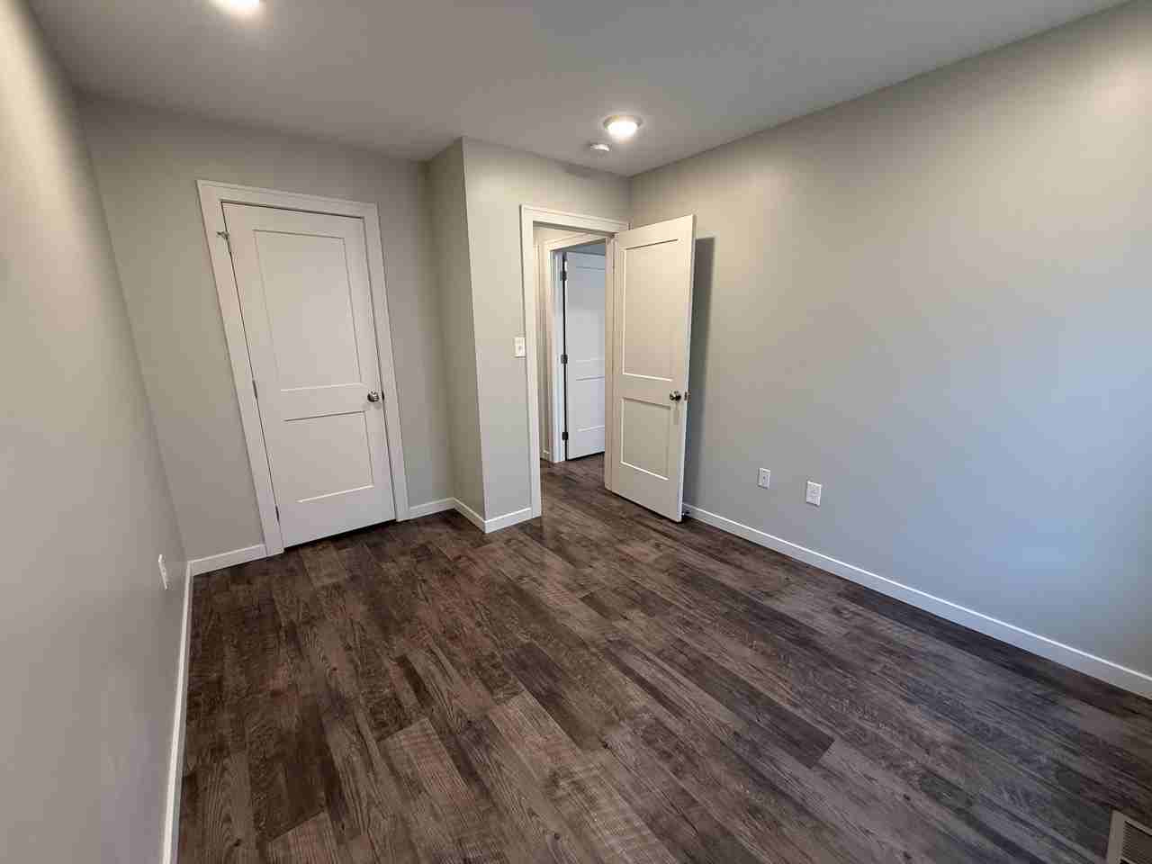 405 Creekview Dr #405 - Photo 3 of 45