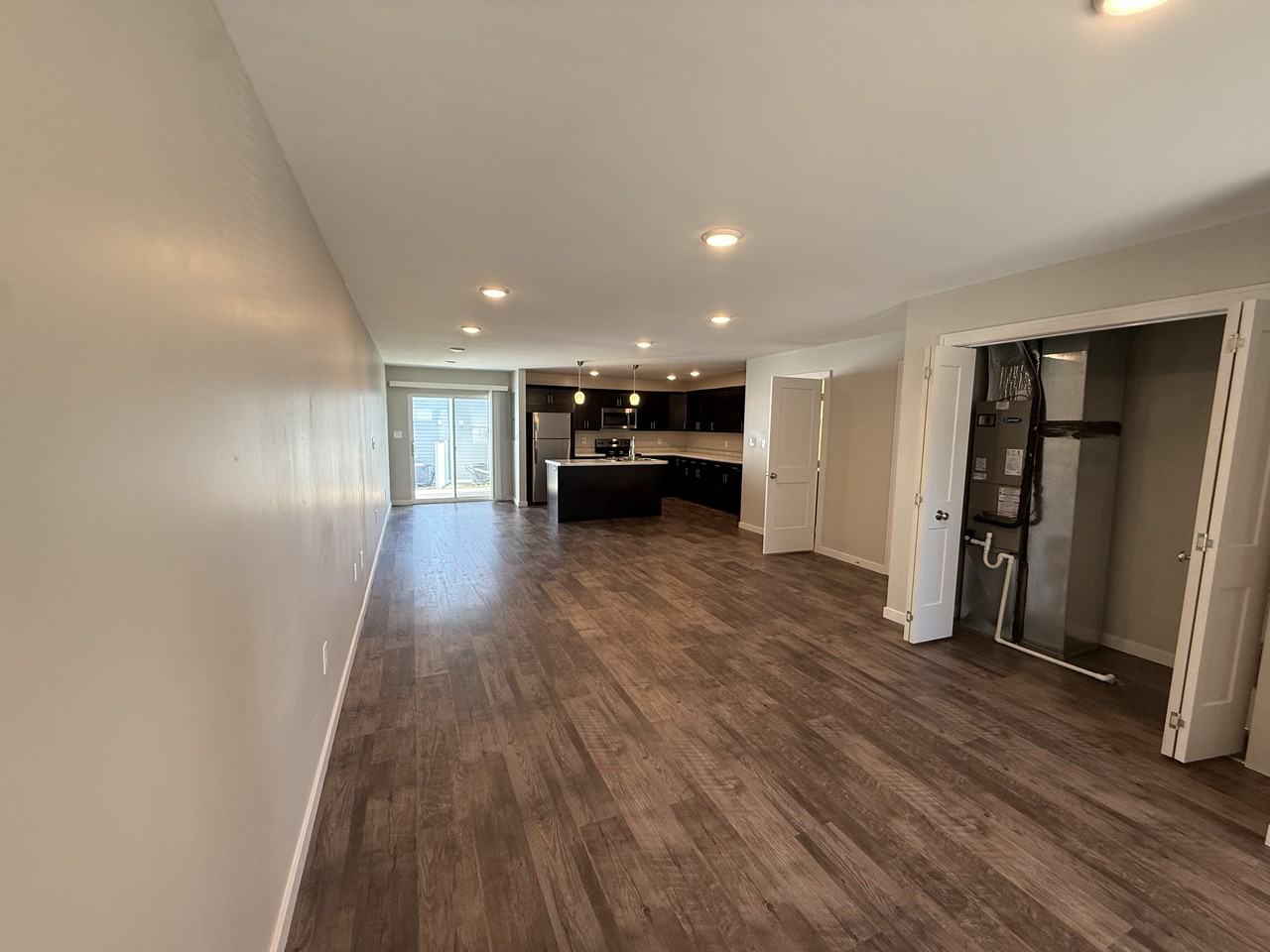 405 Creekview Dr #405 - Photo 7 of 45