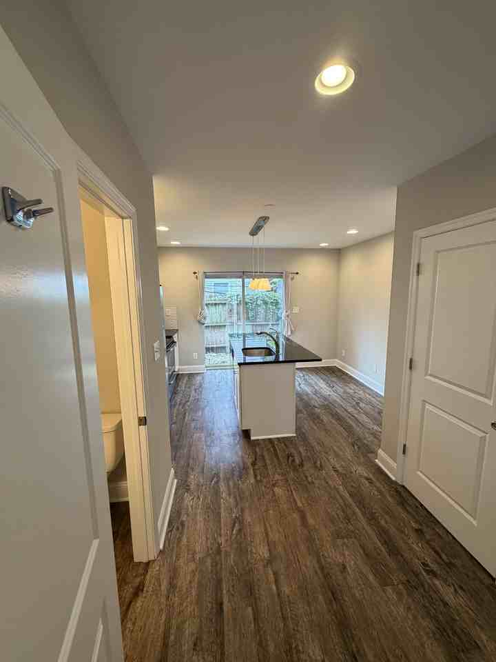 2733 Latona St #1 - Photo 3 of 19