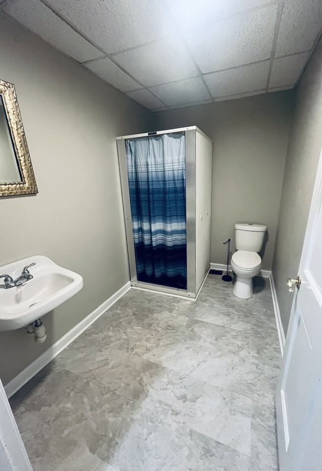 328 E State St #1 - Photo 5 of 8