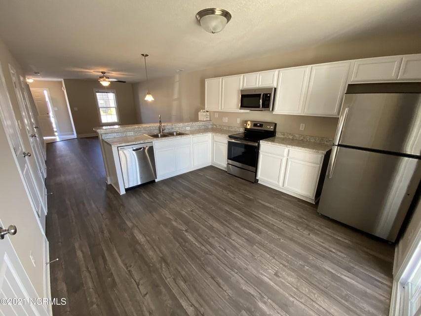105 W Murrow Ln #1 - Photo 6 of 13