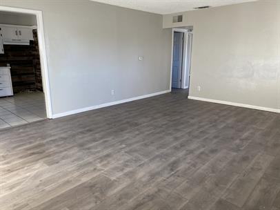 5510 45th St #1 - Photo 3 of 18