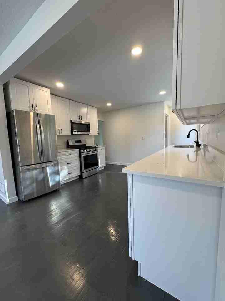 18361 Minnetonka Blvd #1 - Photo 6 of 40