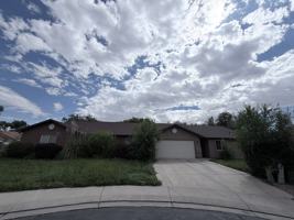 featured image of 3023 Autumn Glenn Ct #1