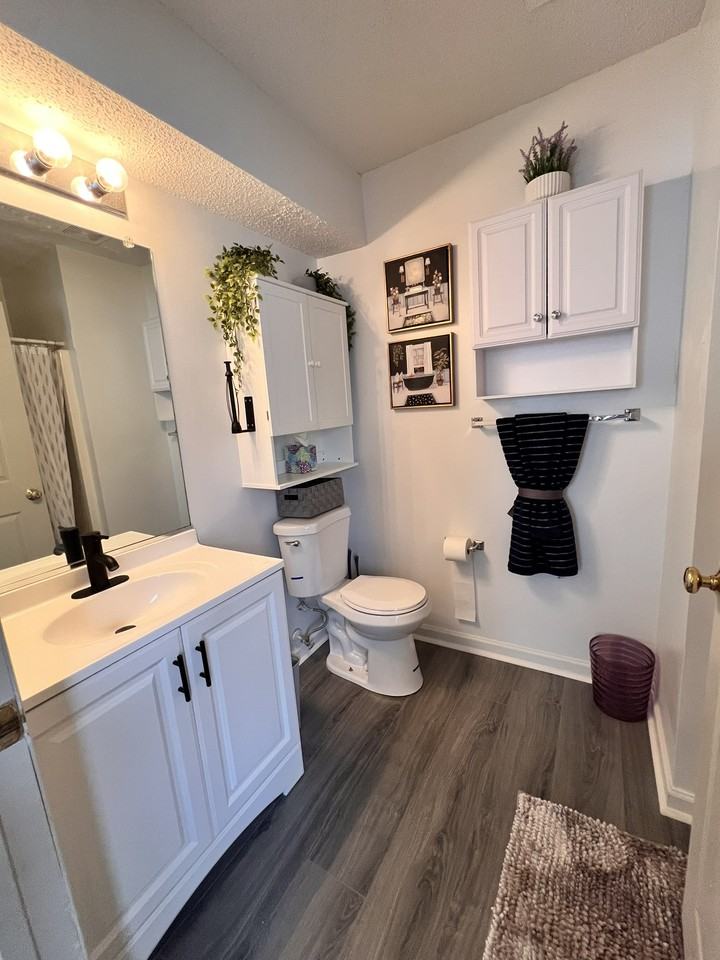 711 Rivertree Ln #1 - Photo 6 of 7