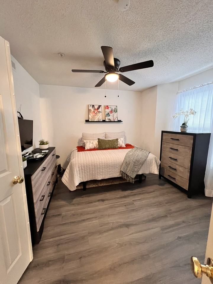 711 Rivertree Ln #1 - Photo 7 of 7