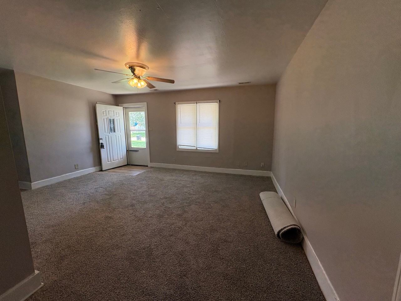 1142 S High St #1 - Photo 4 of 11
