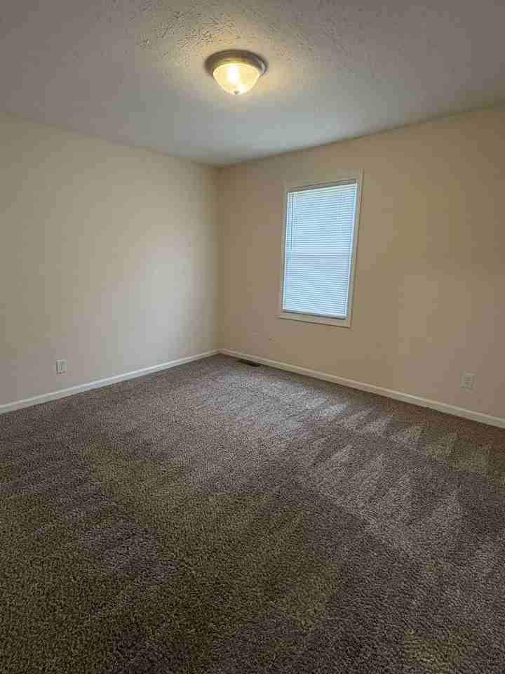 1621 Flanigan Ct #C - Photo 7 of 21