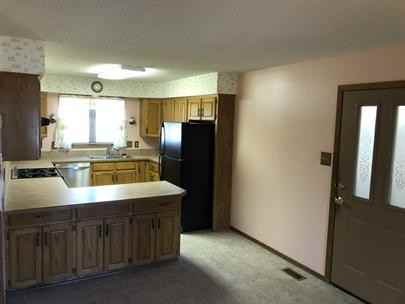 105 Jennison Sq #1 - Photo 7 of 23