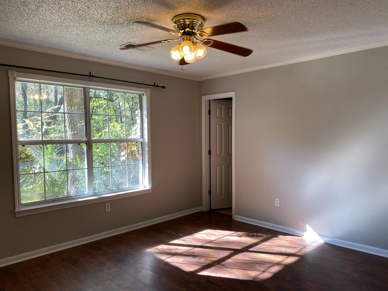 25 Magnolia Rd - Photo 5 of 11