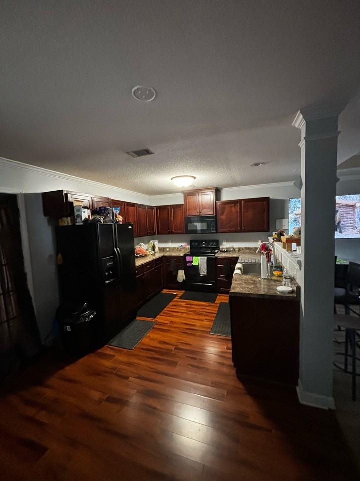 221 Guyett Ave #1 - Photo 4 of 19