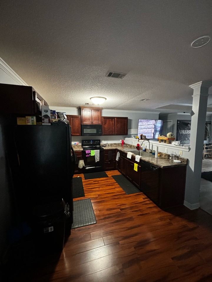 221 Guyett Ave #1 - Photo 5 of 19
