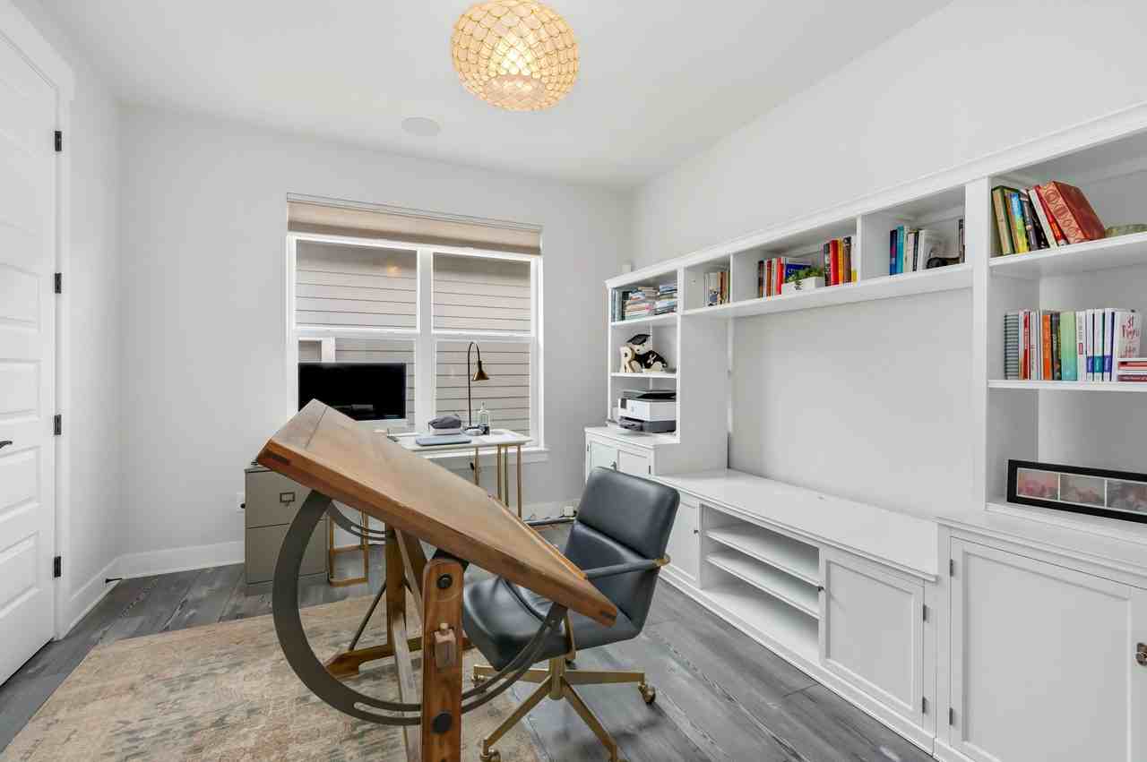 4422 Martinson Dr #1 - Photo 7 of 19