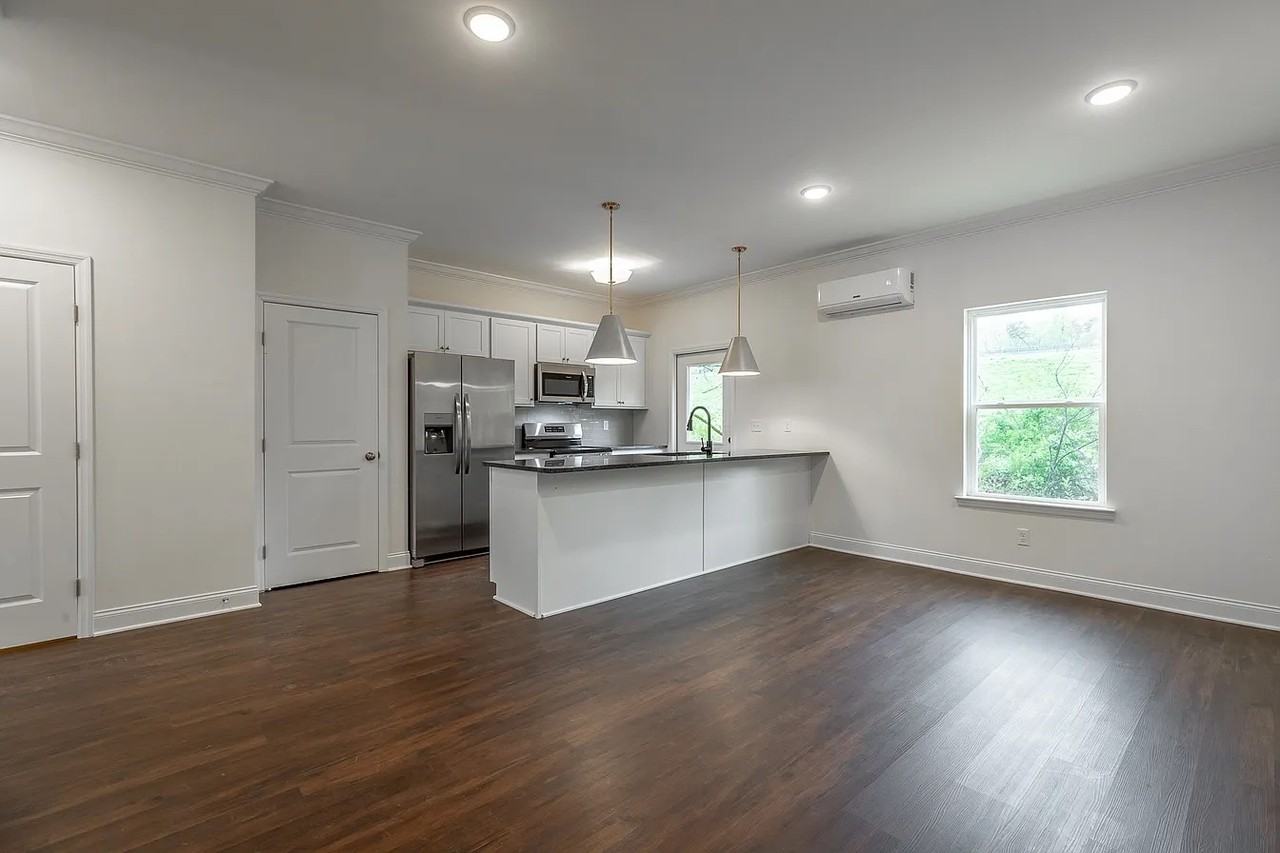 5547 Stream Ln #1 - Photo 3 of 32