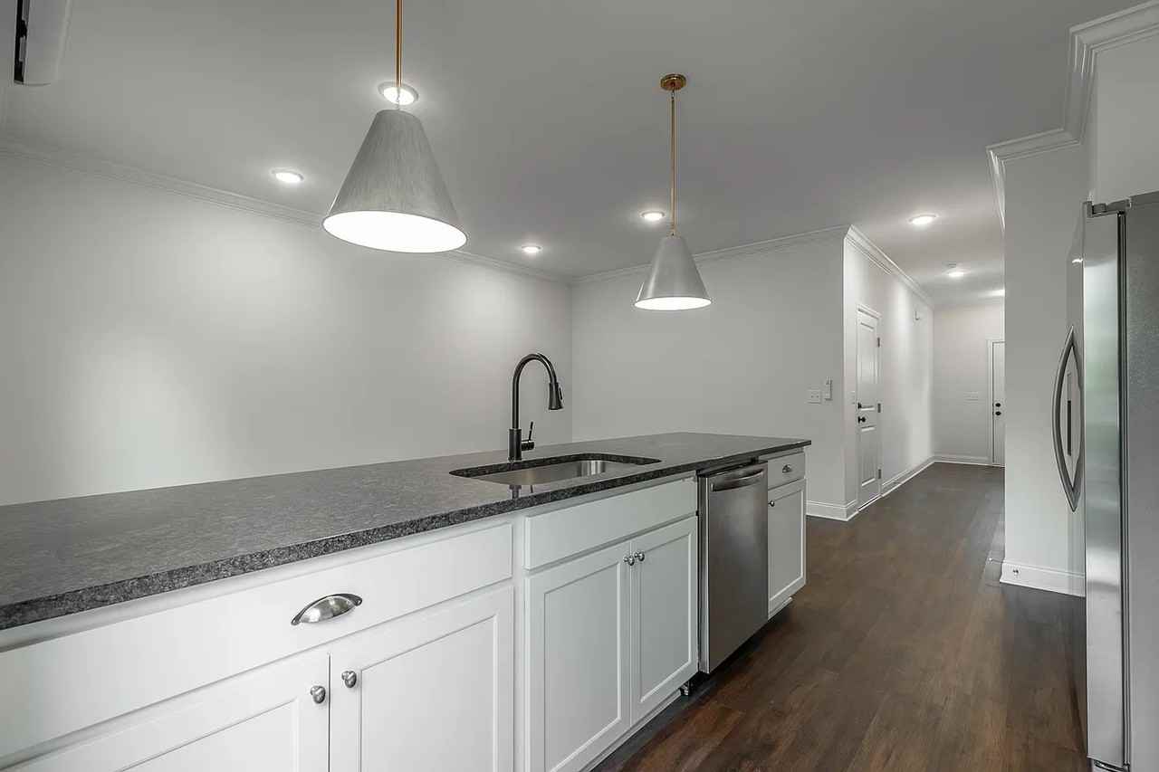 5547 Stream Ln #1 - Photo 7 of 32