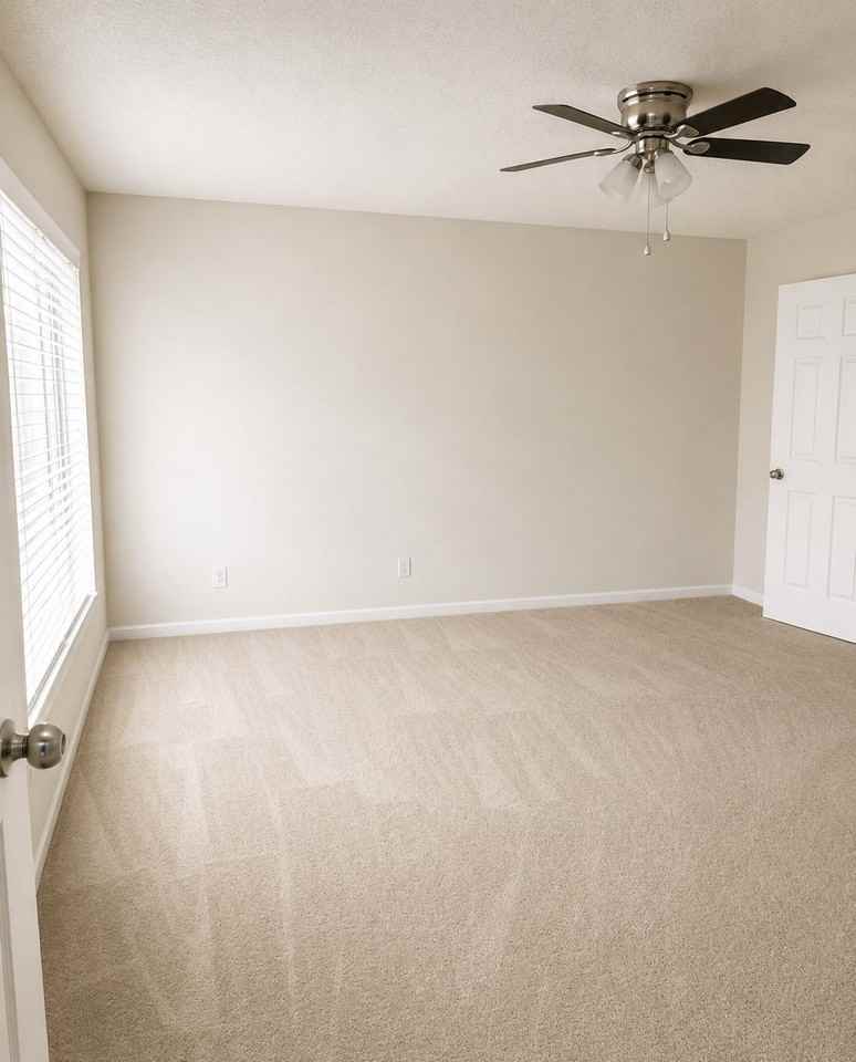 5325 Sw 42nd Pl #1 - Photo 6 of 9