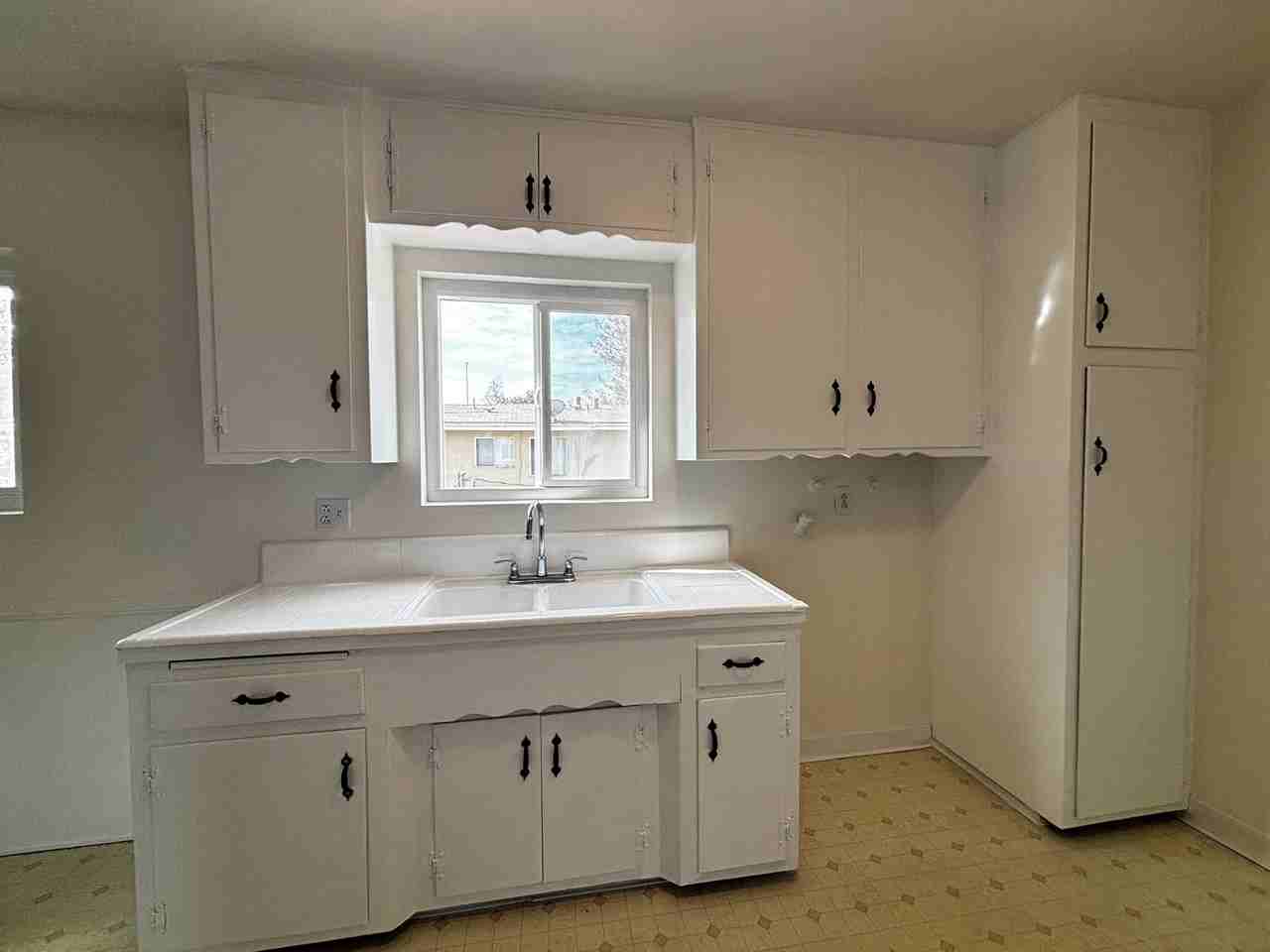 6779 Obispo Ave #E - Photo 5 of 14
