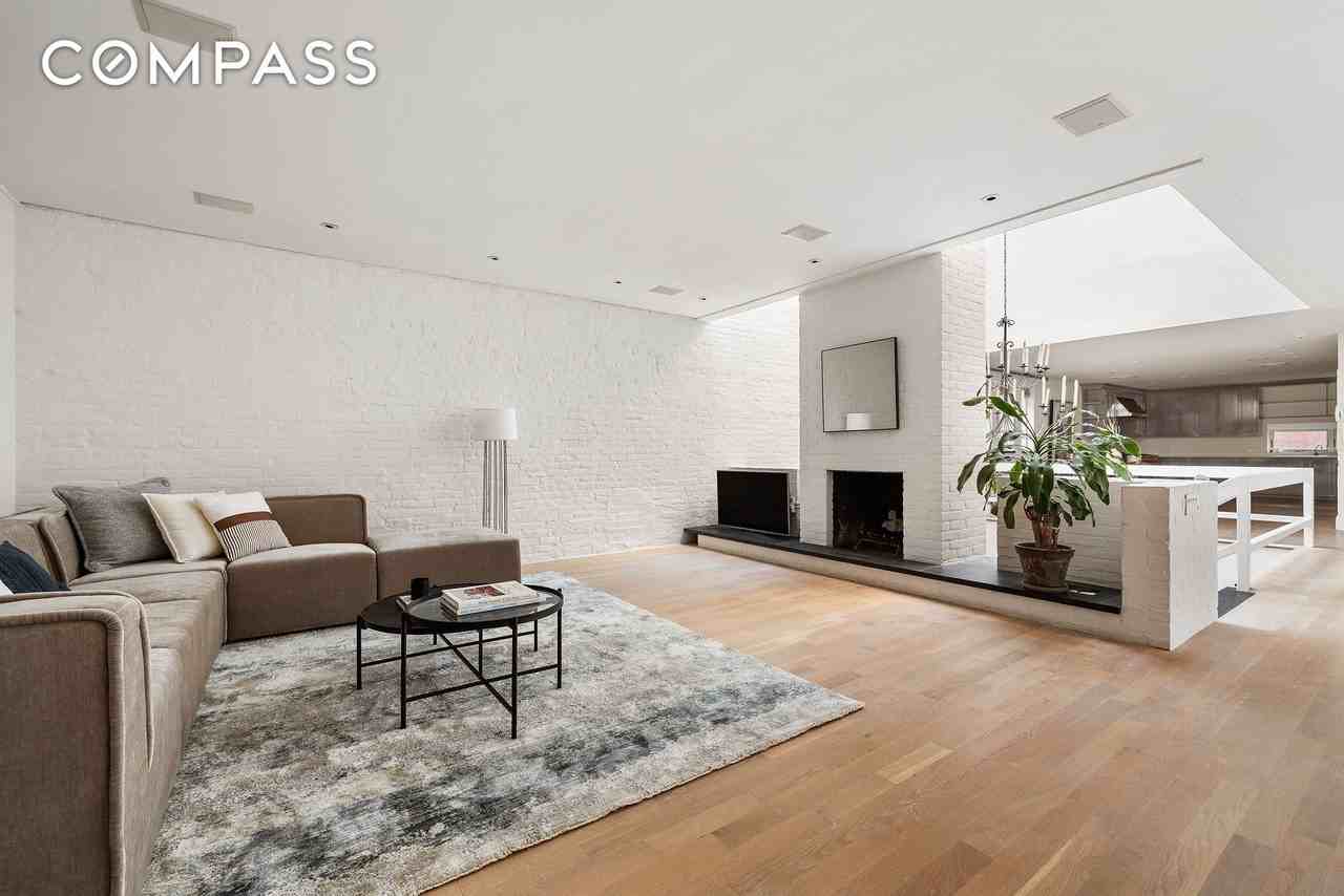 48 Bank St #1 - Photo 3 of 14