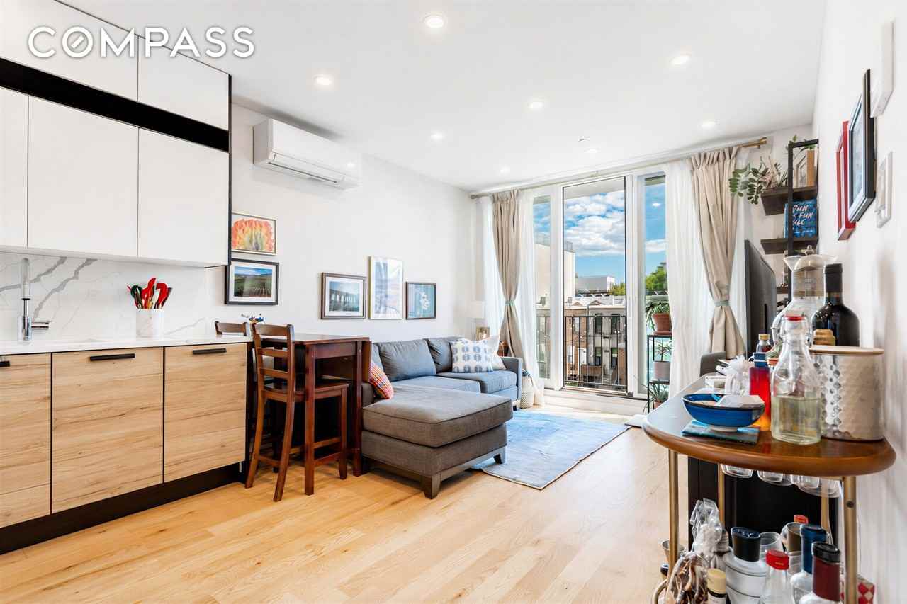412 Fenimore St #3B - Photo 4 of 11
