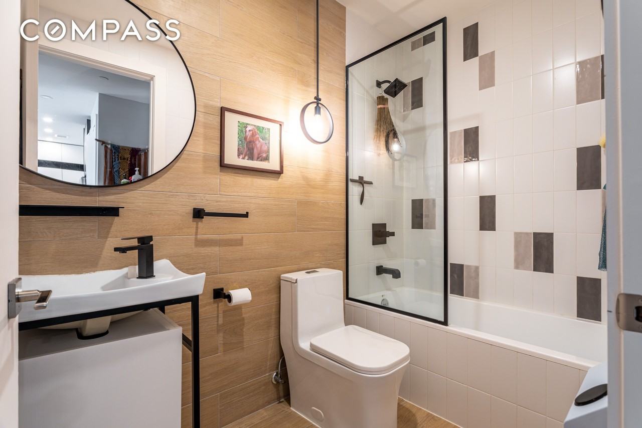 412 Fenimore St #3B - Photo 6 of 11