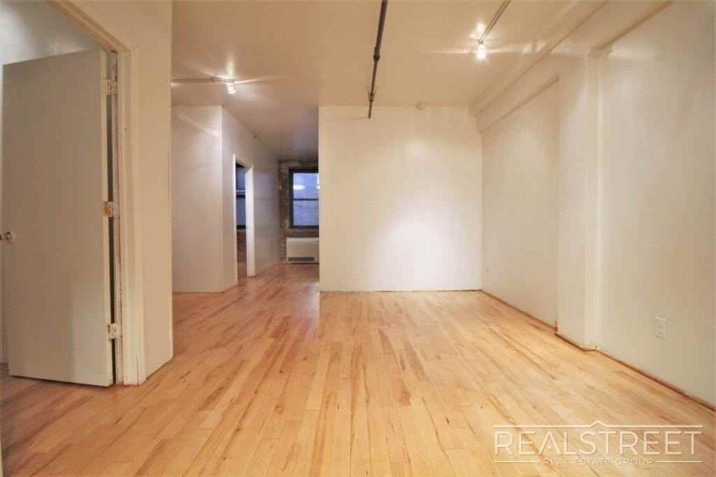 337 Kent Ave #2D - Photo 5 of 9