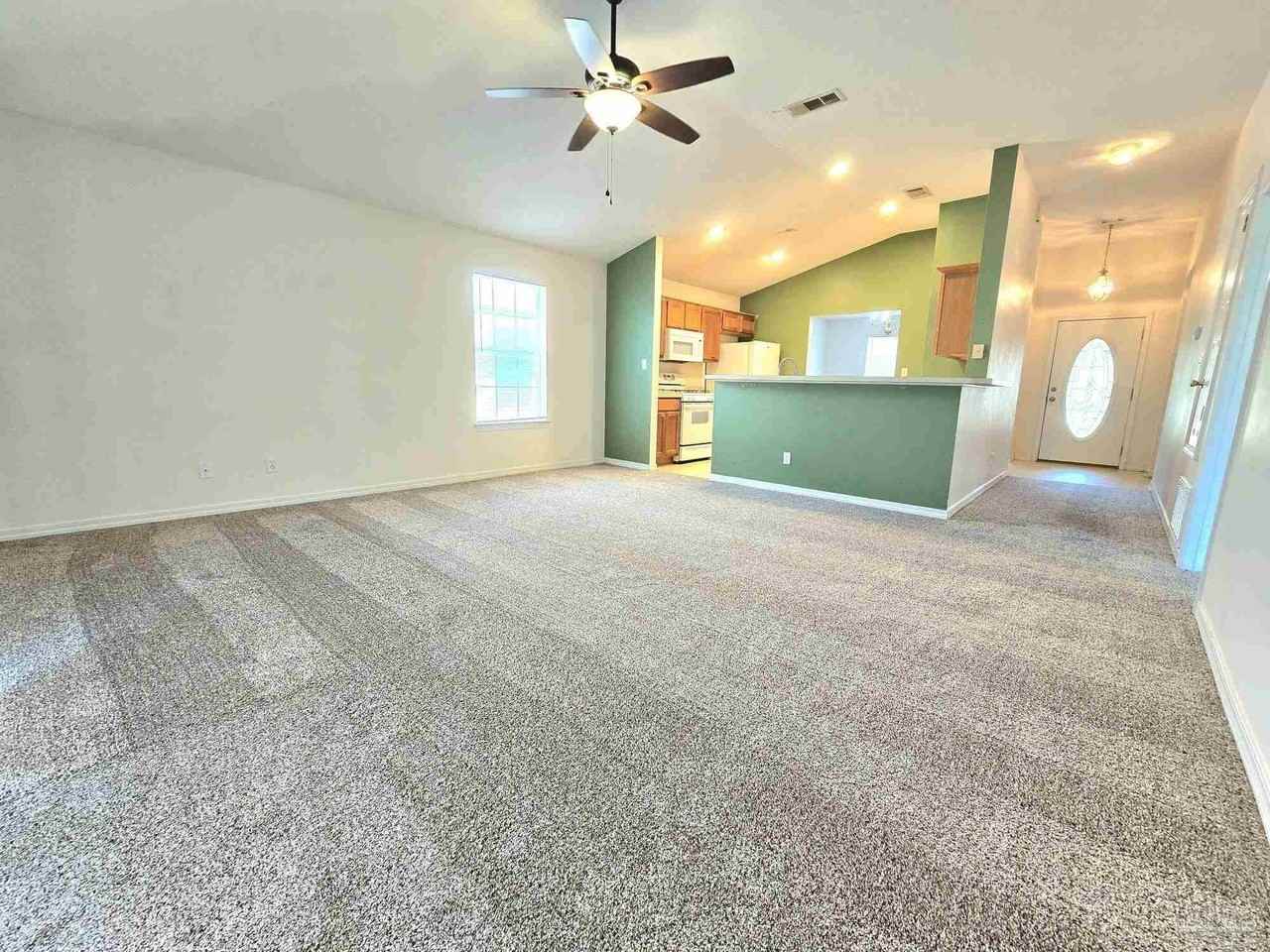 2497 Redoubt Ave - Photo 4 of 28