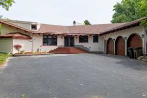 featured image of 1240 E Donges Ct