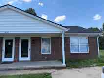 416 Poplar St - Photo 1 of 1