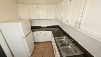 featured image of 743 South Burlington Avenue #6
