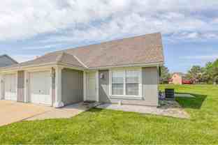 234 Sw Chartwell Cir - Photo 1 of 1